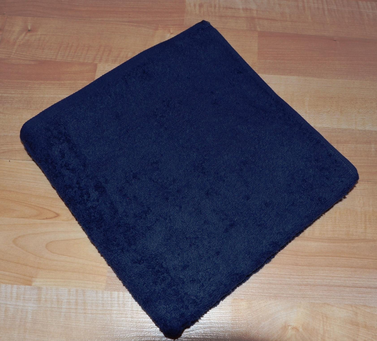 Froté ručník 50x100 cm bez proužku 450g tmavě modrý
